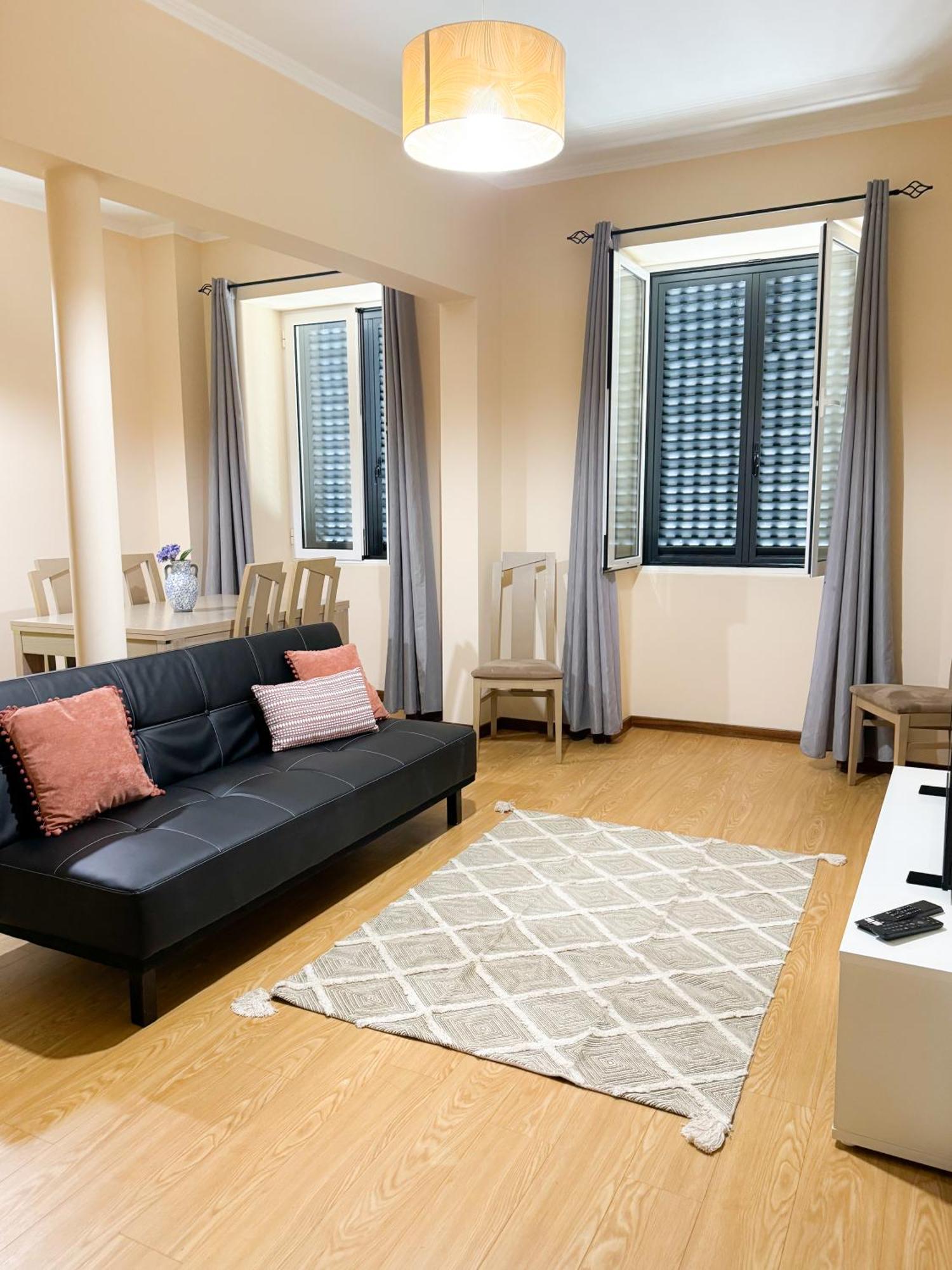 פונשל Hostel Monaco מראה חיצוני תמונה