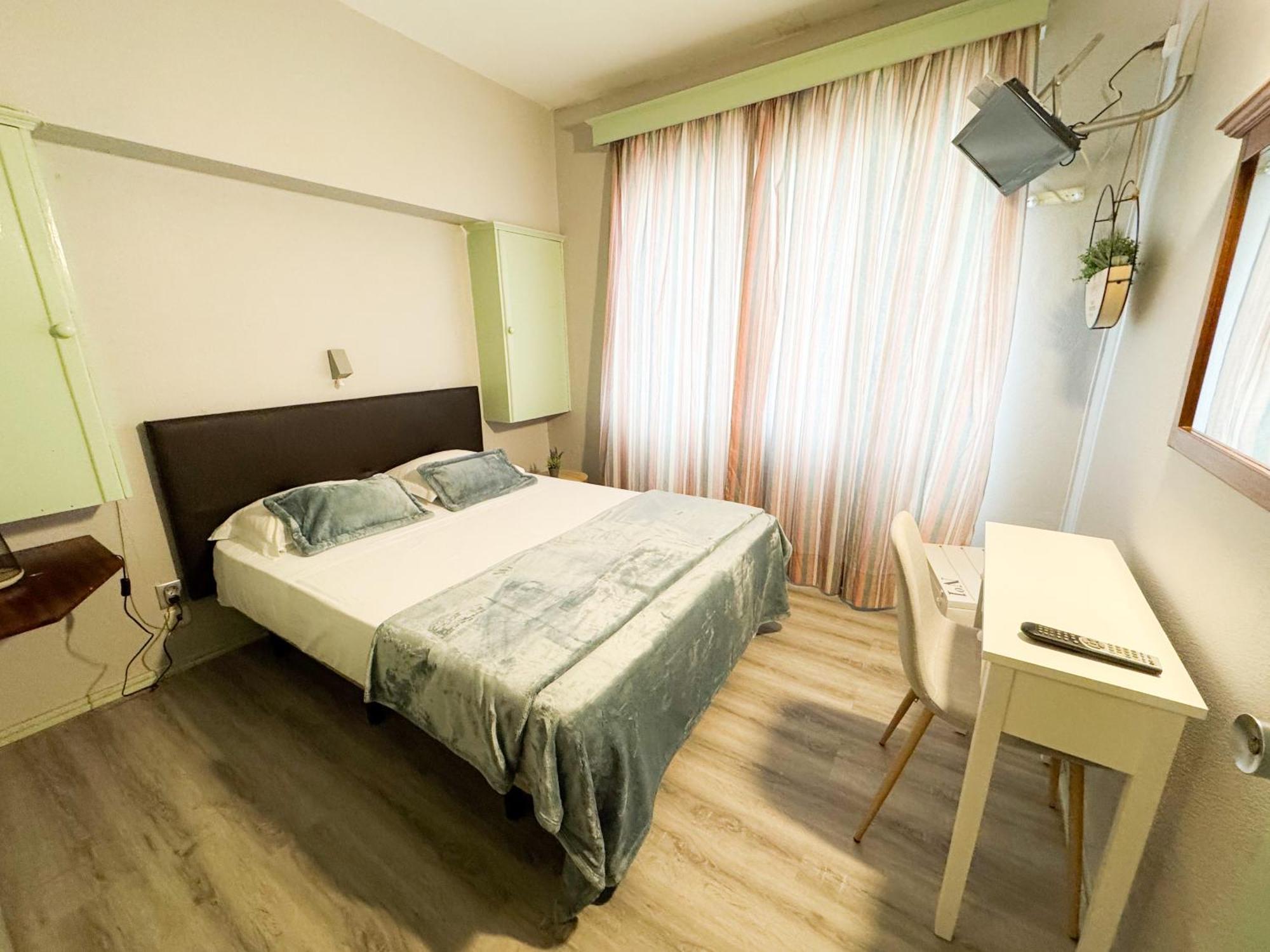 פונשל Hostel Monaco מראה חיצוני תמונה